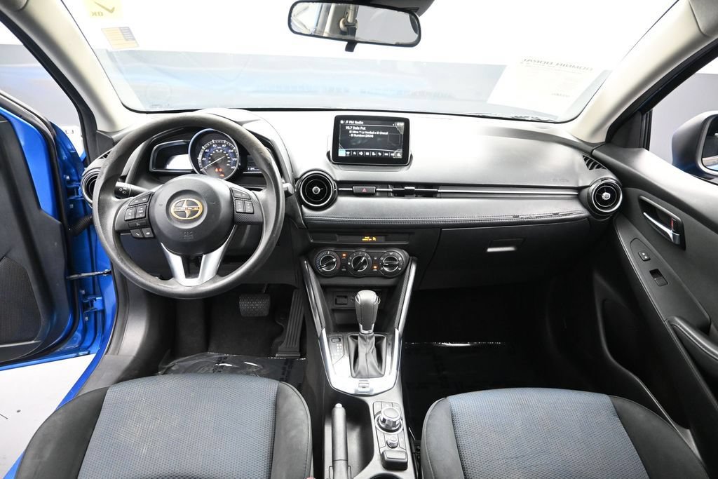 Used 2016 Scion iA FWD image 16