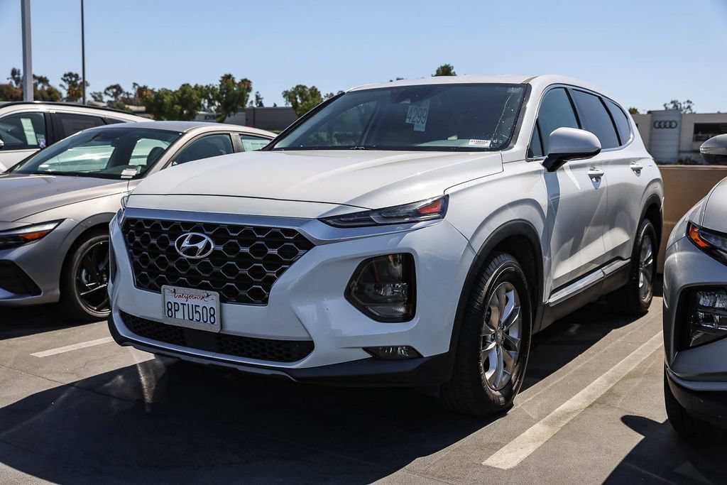 Used 2020 Hyundai Santa Fe SEL w/ Cargo Package FWD image 3