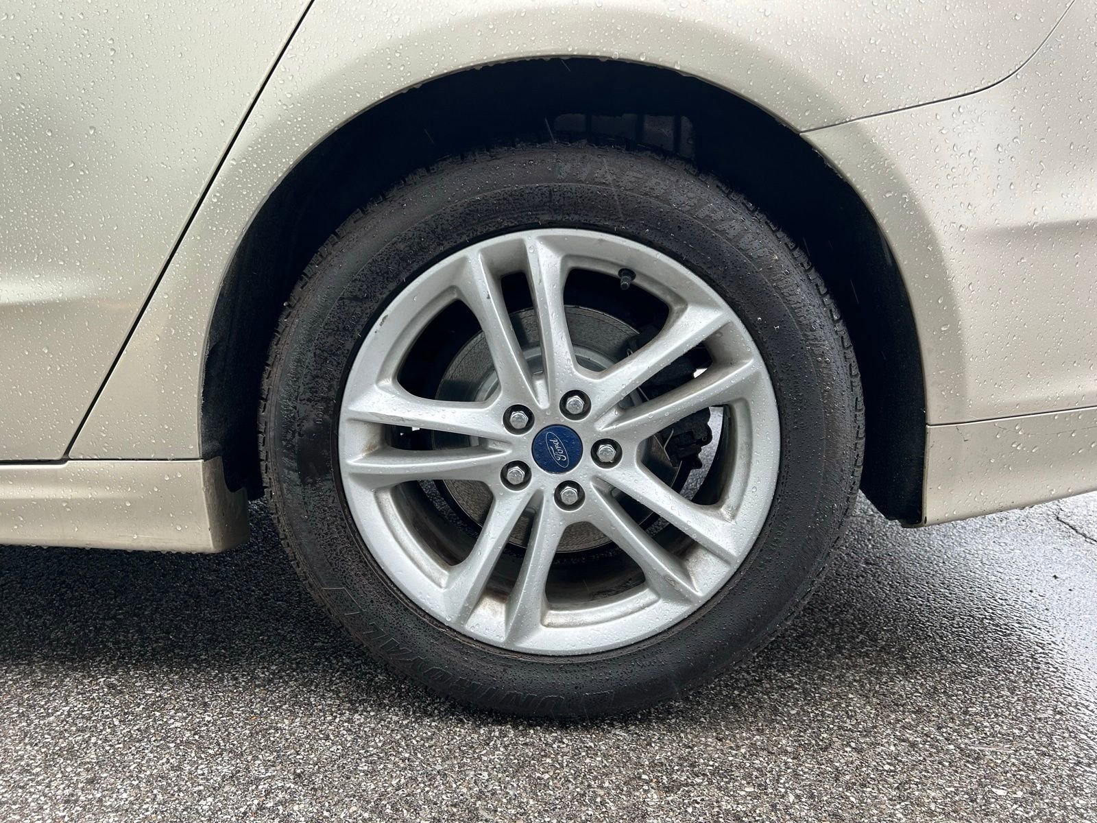 Used 2018 Ford Fusion SE w/ Fusion SE Technology Package image 25