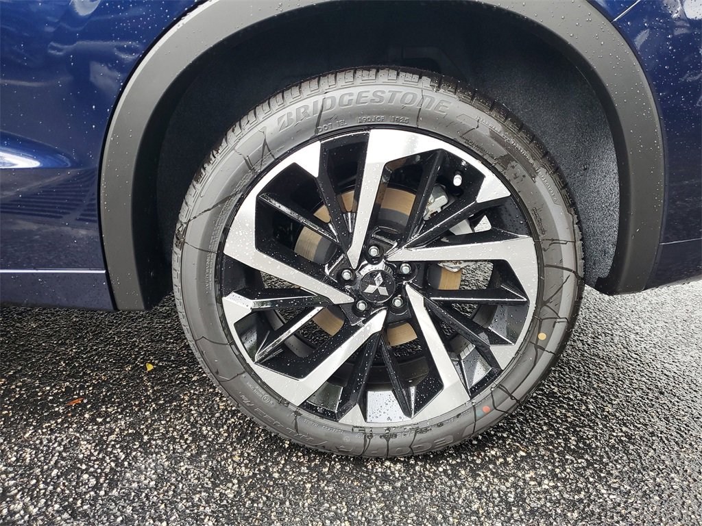 New 2025 Mitsubishi Outlander SEL image 7