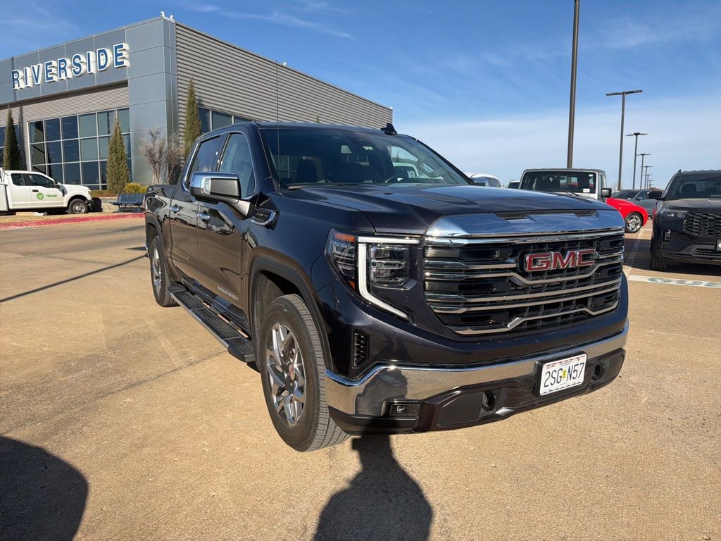 Used 2022 GMC Sierra 1500 SLT w/ SLT Premium Package