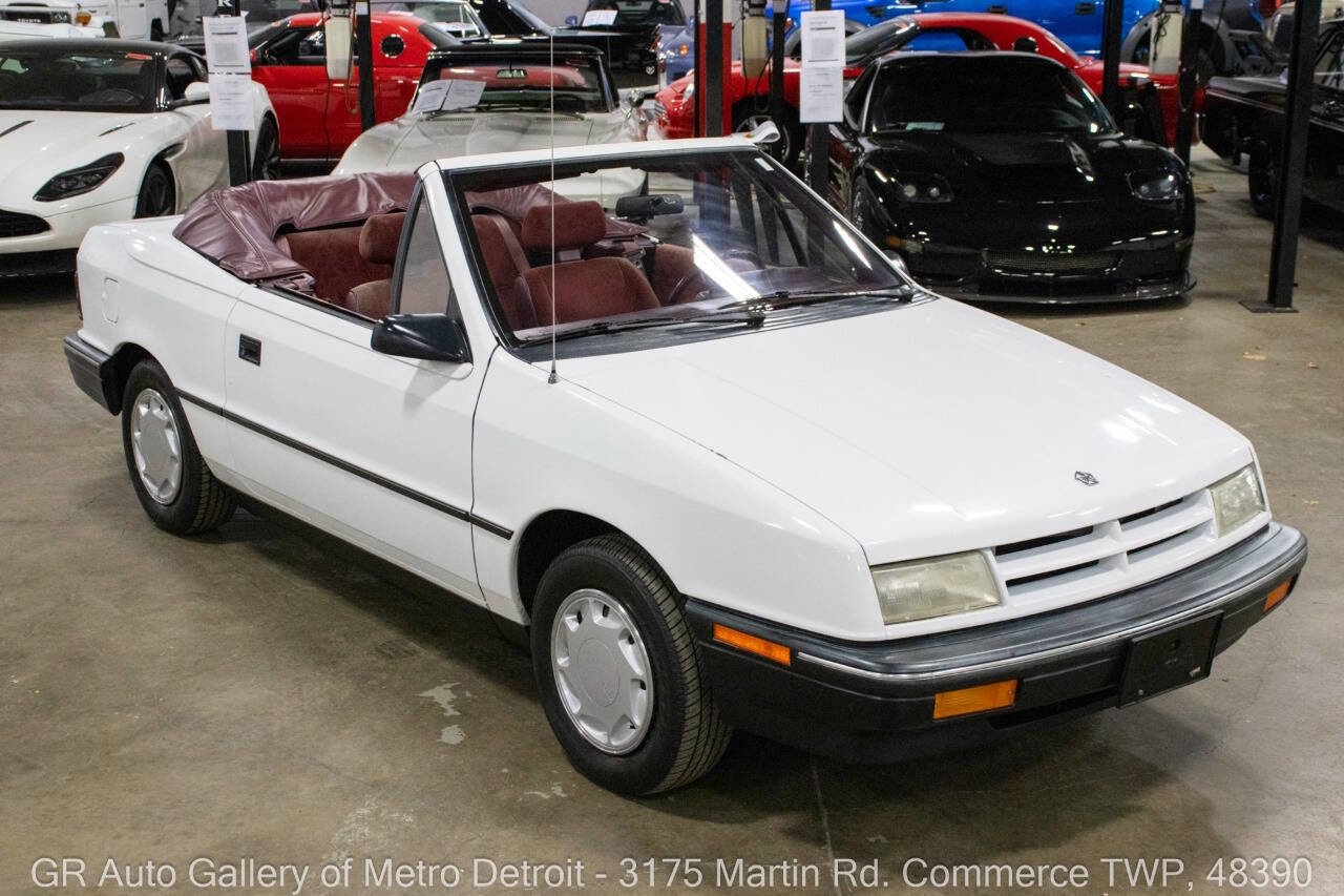Used 1991 Dodge Shadow Convertible image 10