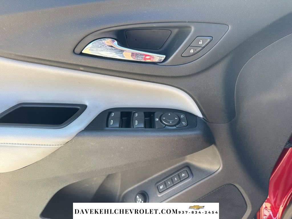 Used 2018 Chevrolet Equinox Premier image 18