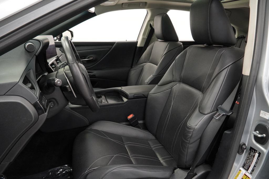 Used 2023 Lexus ES 350 w/ Protection Package (P2) FWD image 6