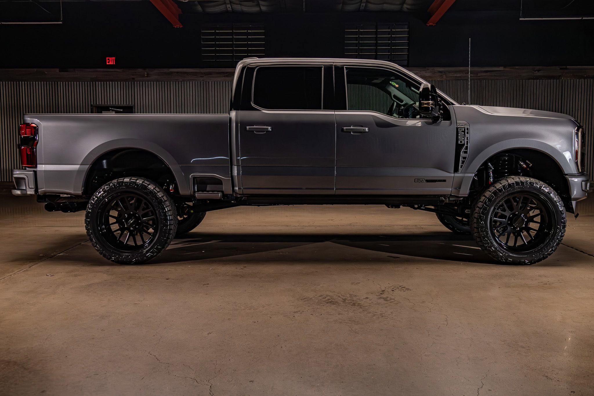 Used 2026 Ford F250 Platinum AWD/4WD image 11
