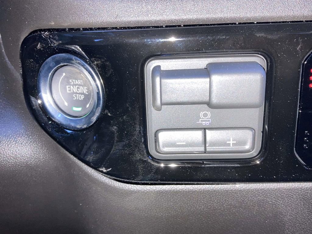 New 2026 GMC Sierra 1500 Elevation w/ LPO, Elevation Black Package AWD/4WD image 22