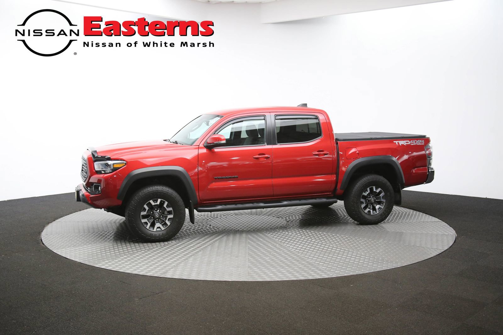 Used 2022 Toyota Tacoma TRD Off-Road w/ Black Out Package (TMS) image 78