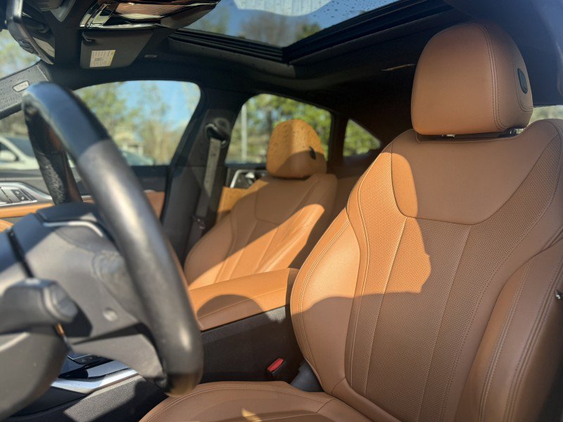Certified 2023 BMW i4 eDrive35 w/ Premium Package image 12