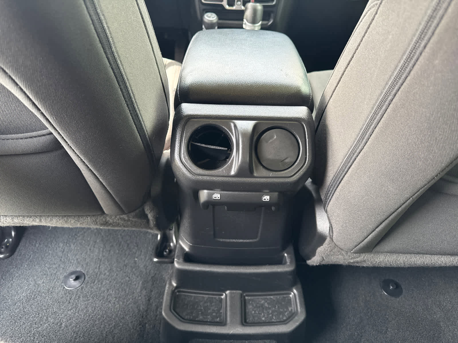 Used 2023 Jeep Wrangler Unlimited w/ Convenience Group image 31