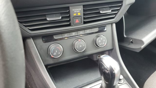 Used 2019 Volkswagen Jetta S w/ Driver Assistance Package image 13
