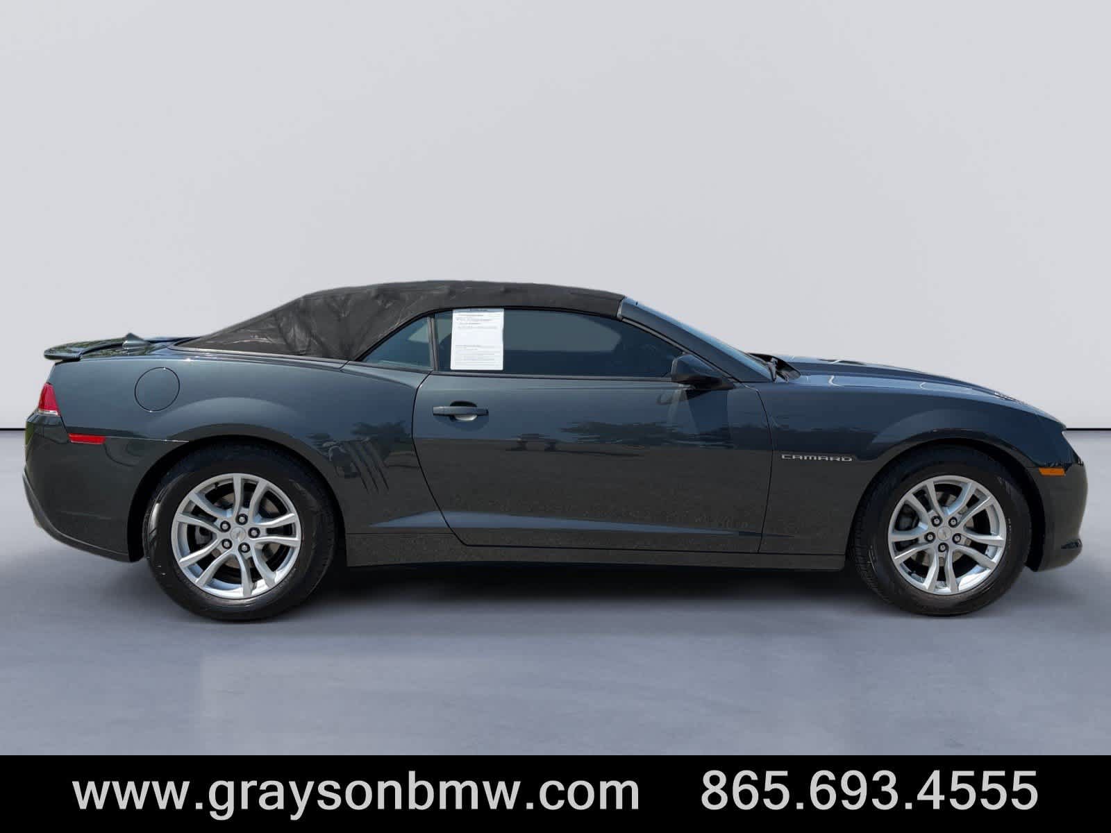 Used 2015 Chevrolet Camaro LT RWD image 2