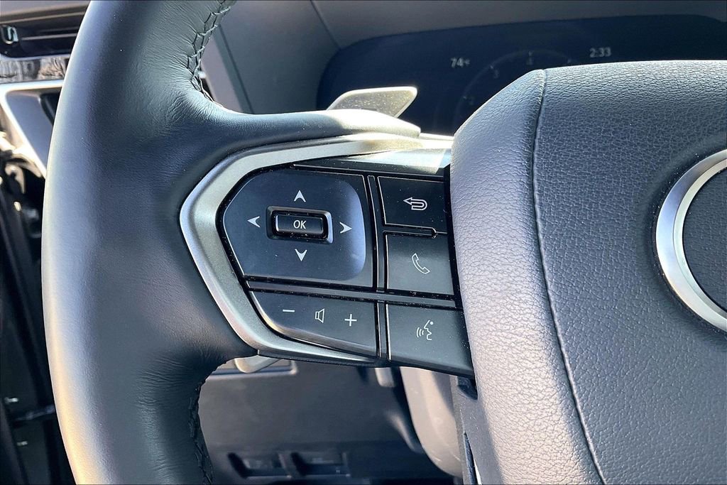 Used 2024 Lexus GX 550 w/ Accessory Package (Z1) image 24