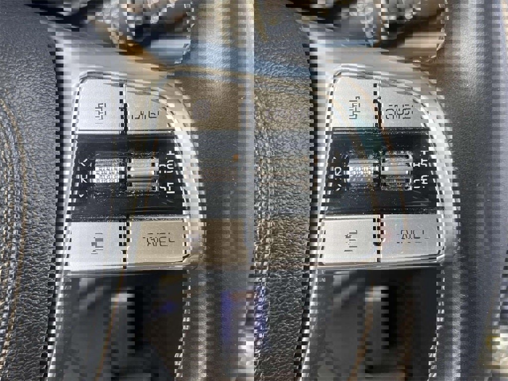 Used 2022 Kia Telluride EX w/ EX Premium Package image 24