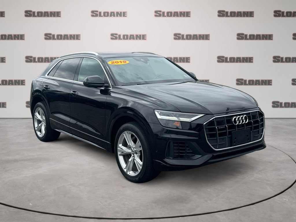 Used 2019 Audi Q8 Premium Plus w/ Premium Plus AWD/4WD image 7