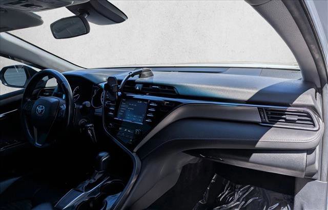 Used 2019 Toyota Camry SE image 18