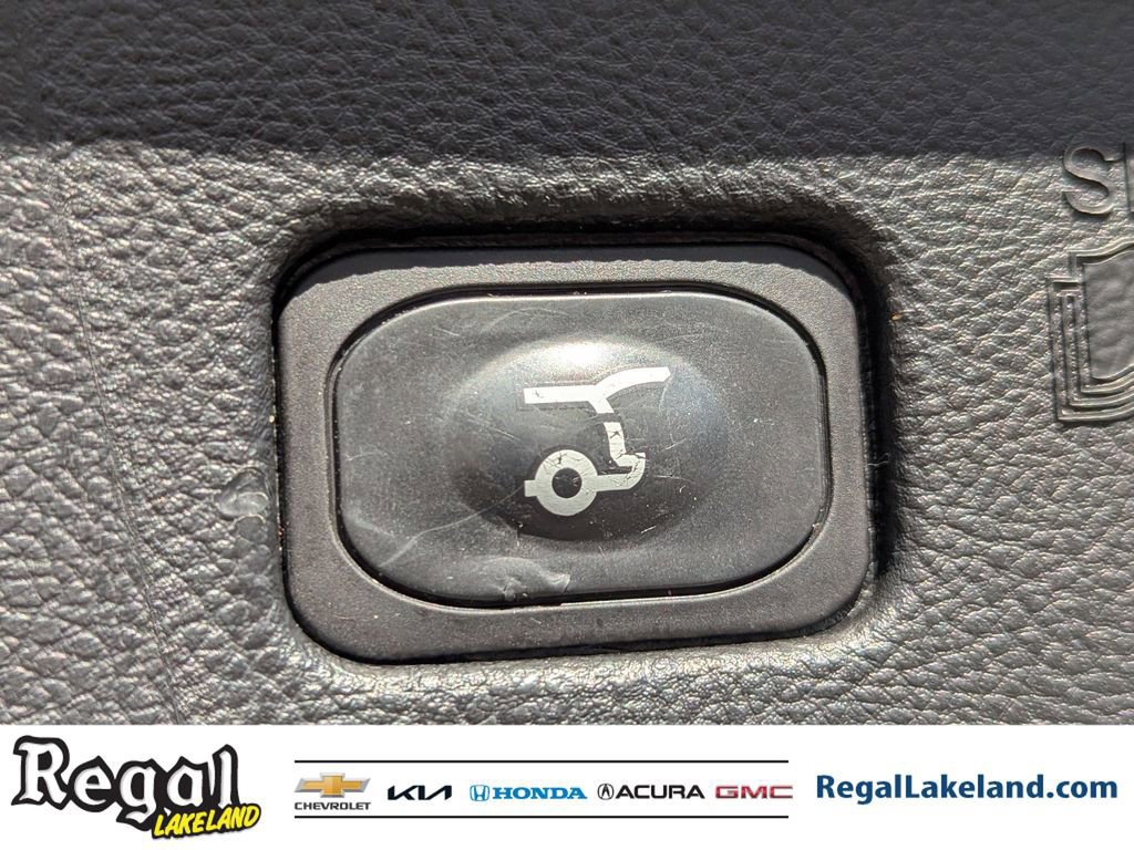 Used 2023 Ford Edge ST-Line image 9