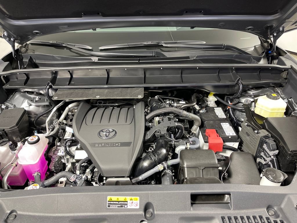 New 2026 Toyota Highlander XSE image 9