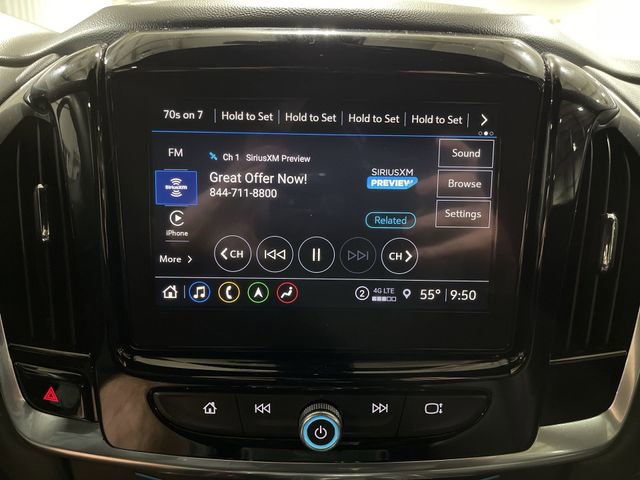 Used 2024 Chevrolet Traverse RS image 16