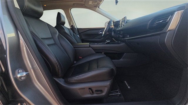 Used 2021 Nissan Rogue SL image 13