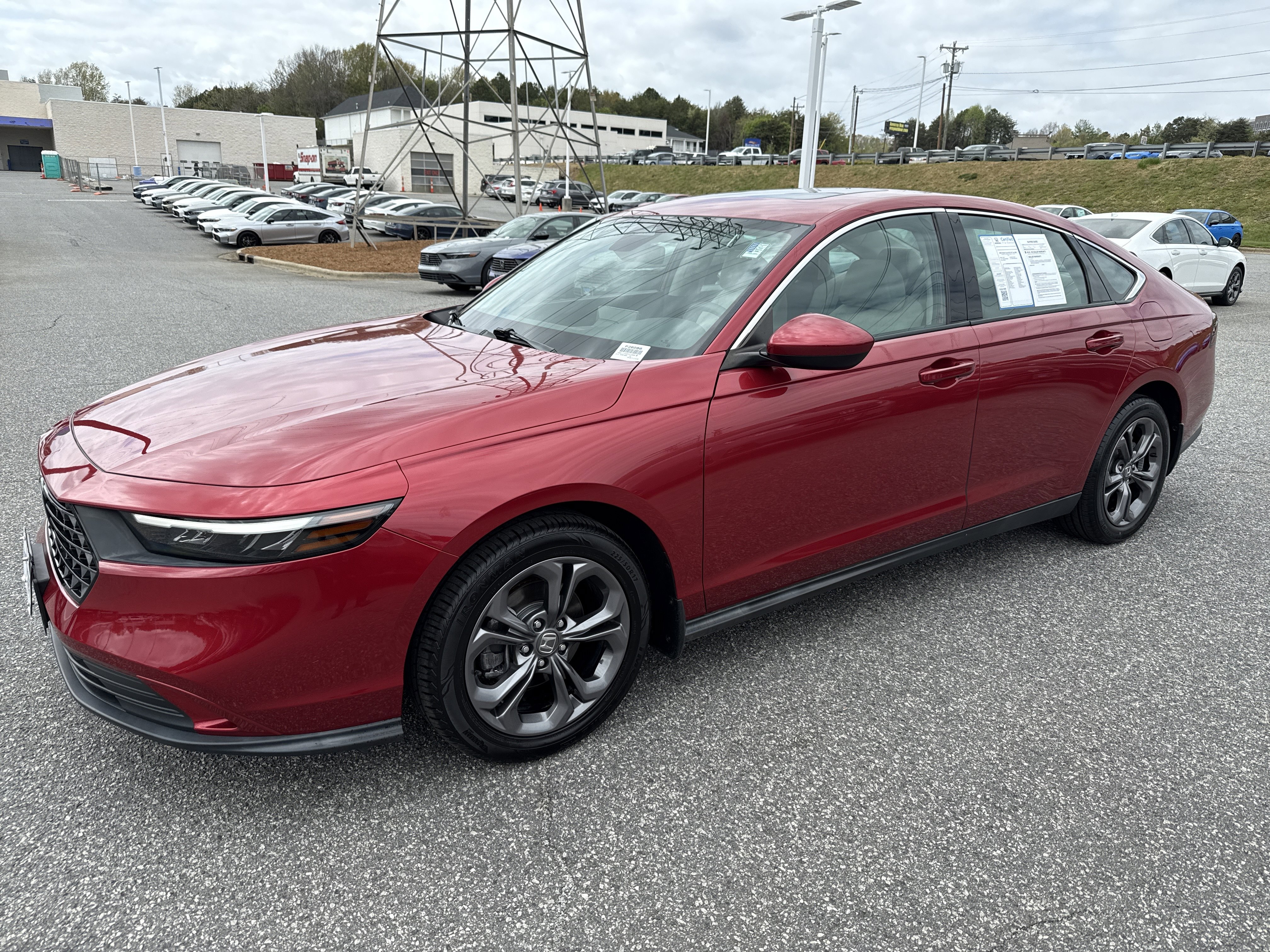 Certified 2023 Honda Accord EX image 5