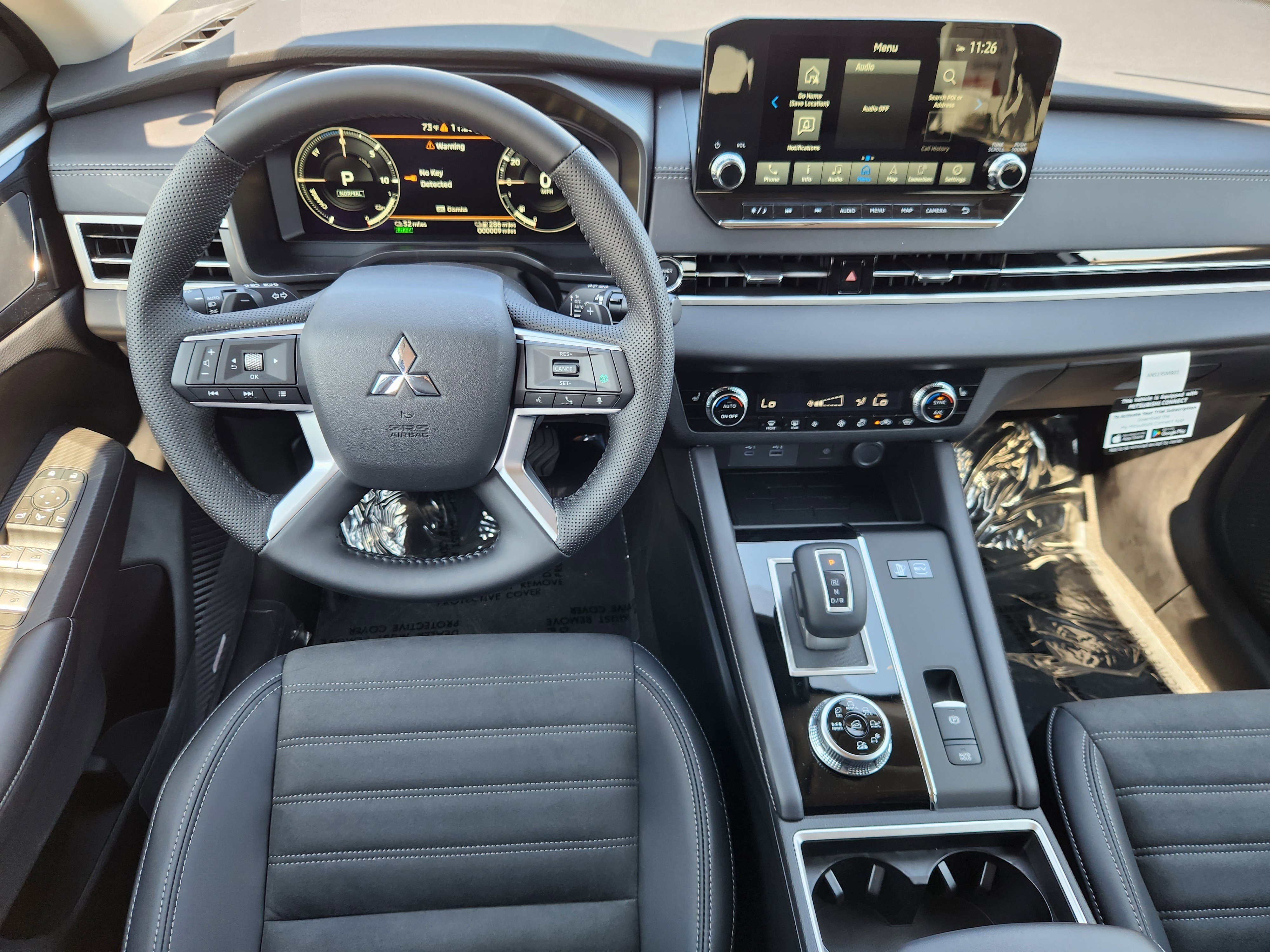 New 2025 Mitsubishi Outlander SE image 11