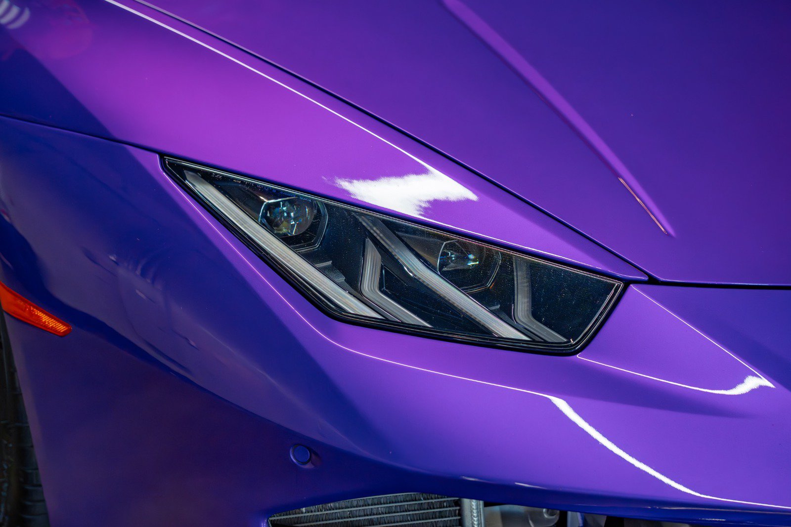 Used 2018 Lamborghini Huracan LP 580-2 RWD image 14