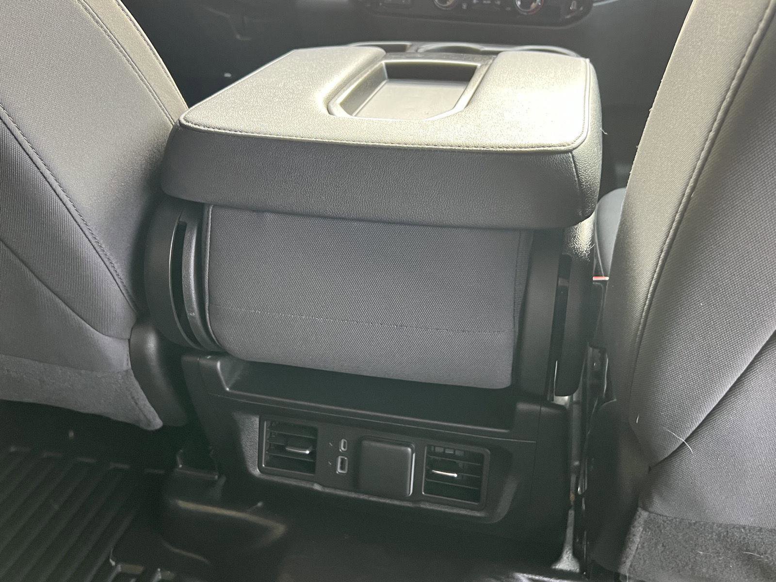 Used 2024 GMC Sierra 2500 SLE image 24