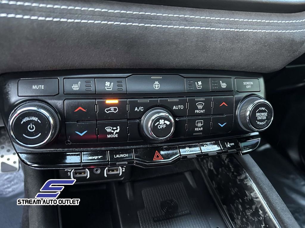 Used 2022 Dodge Durango SRT w/ Premium Interior Group image 31