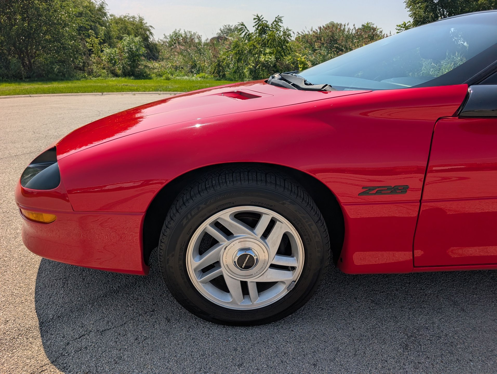 Used 1994 Chevrolet Camaro Z28 RWD image 35