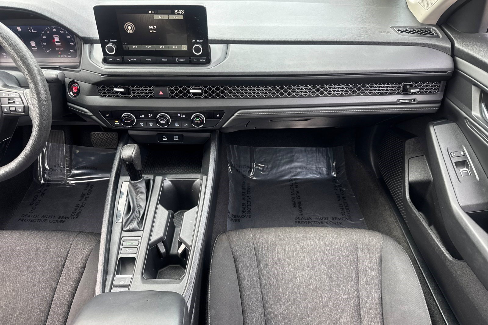 Used 2025 Honda Accord SE image 31