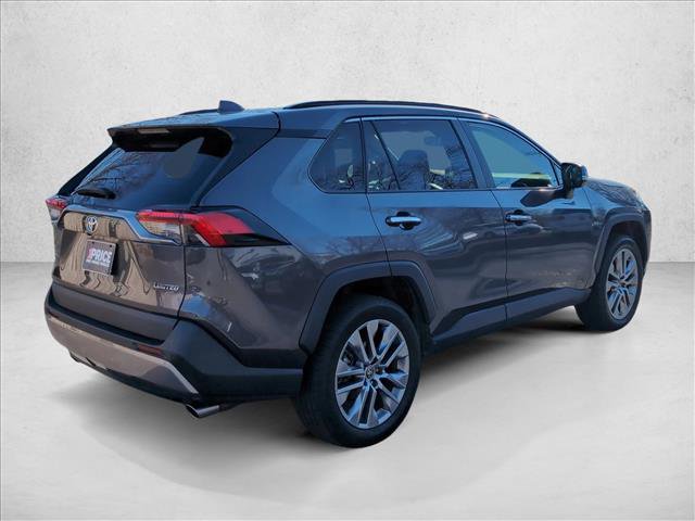 Used 2022 Toyota RAV4 Limited image 5