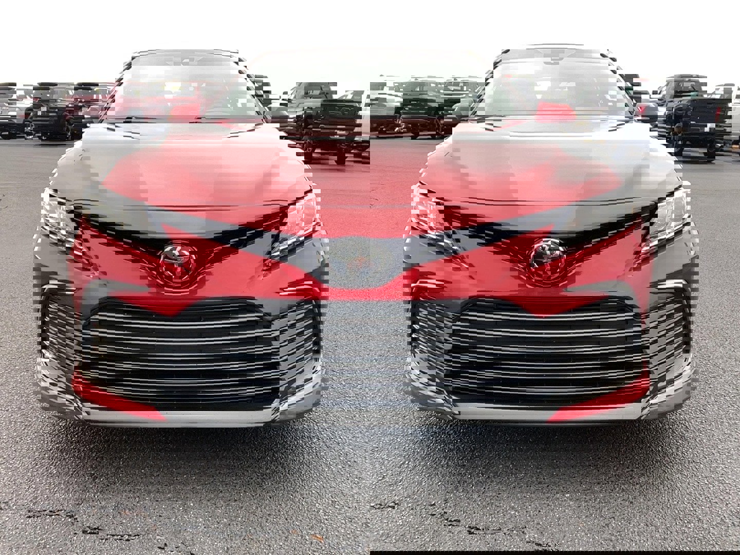 Used 2023 Toyota Camry LE image 2