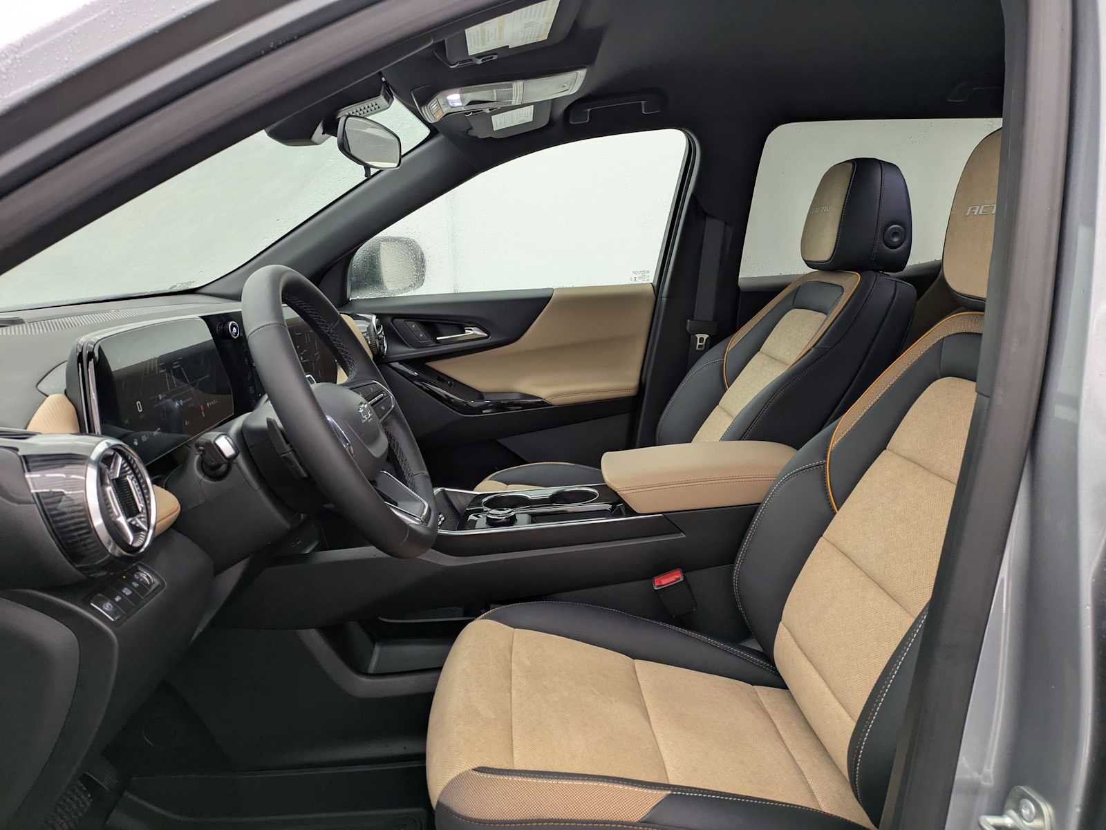 New 2026 Chevrolet Equinox ACTIV w/ Convenience Package III image 17