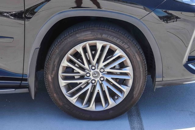Used 2020 Lexus RX 450h AWD w/ Luxury Package image 10
