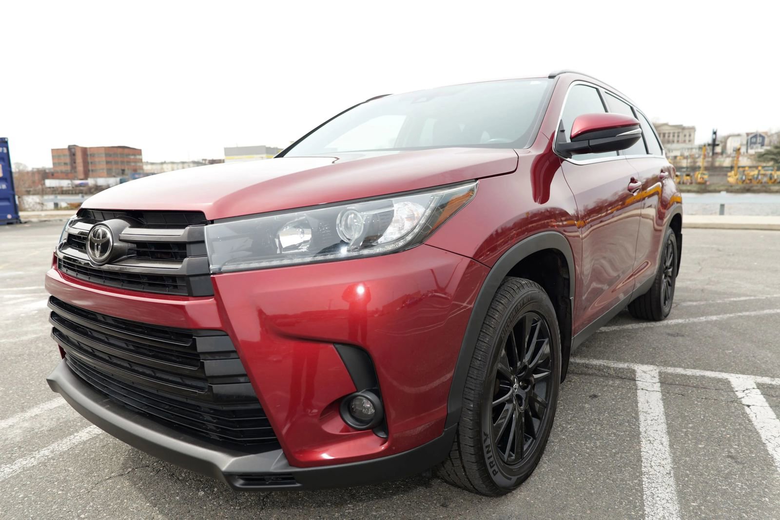 Used 2019 Toyota Highlander SE AWD/4WD image 5