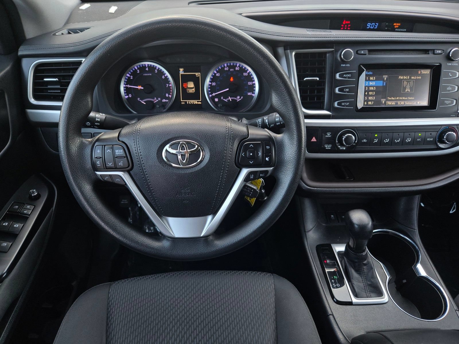 Certified 2018 Toyota Highlander LE w/ Carpet Mat Package (TMS) FWD image 13