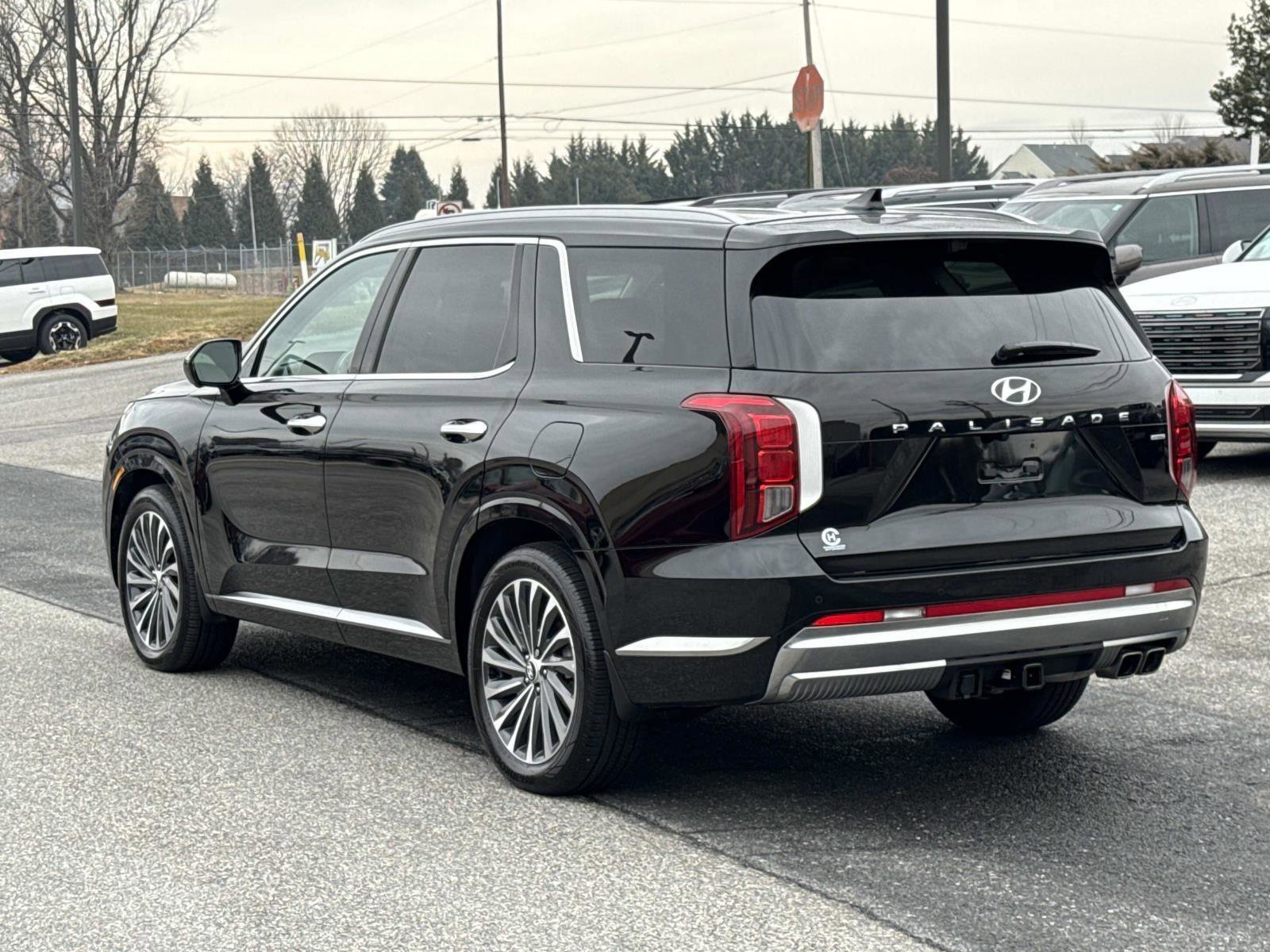 Used 2025 Hyundai Palisade Calligraphy image 27