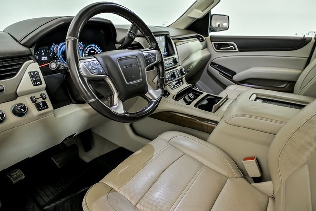 Used 2020 GMC Yukon XL Denali image 10