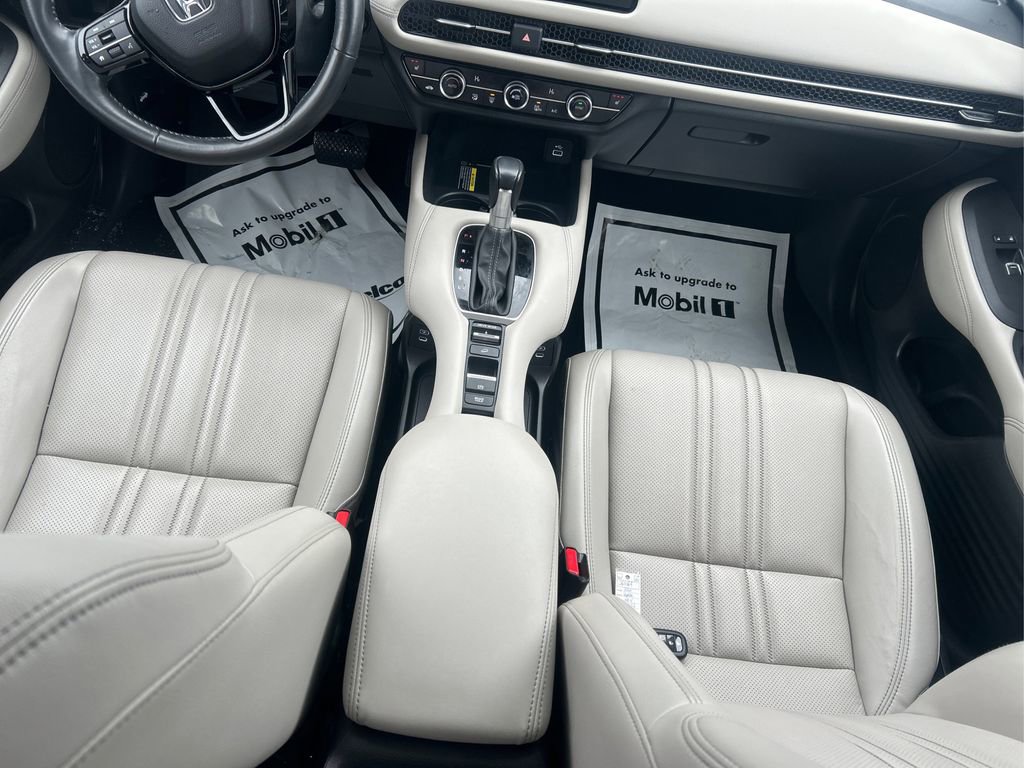 Used 2024 Honda HR-V EX-L image 12