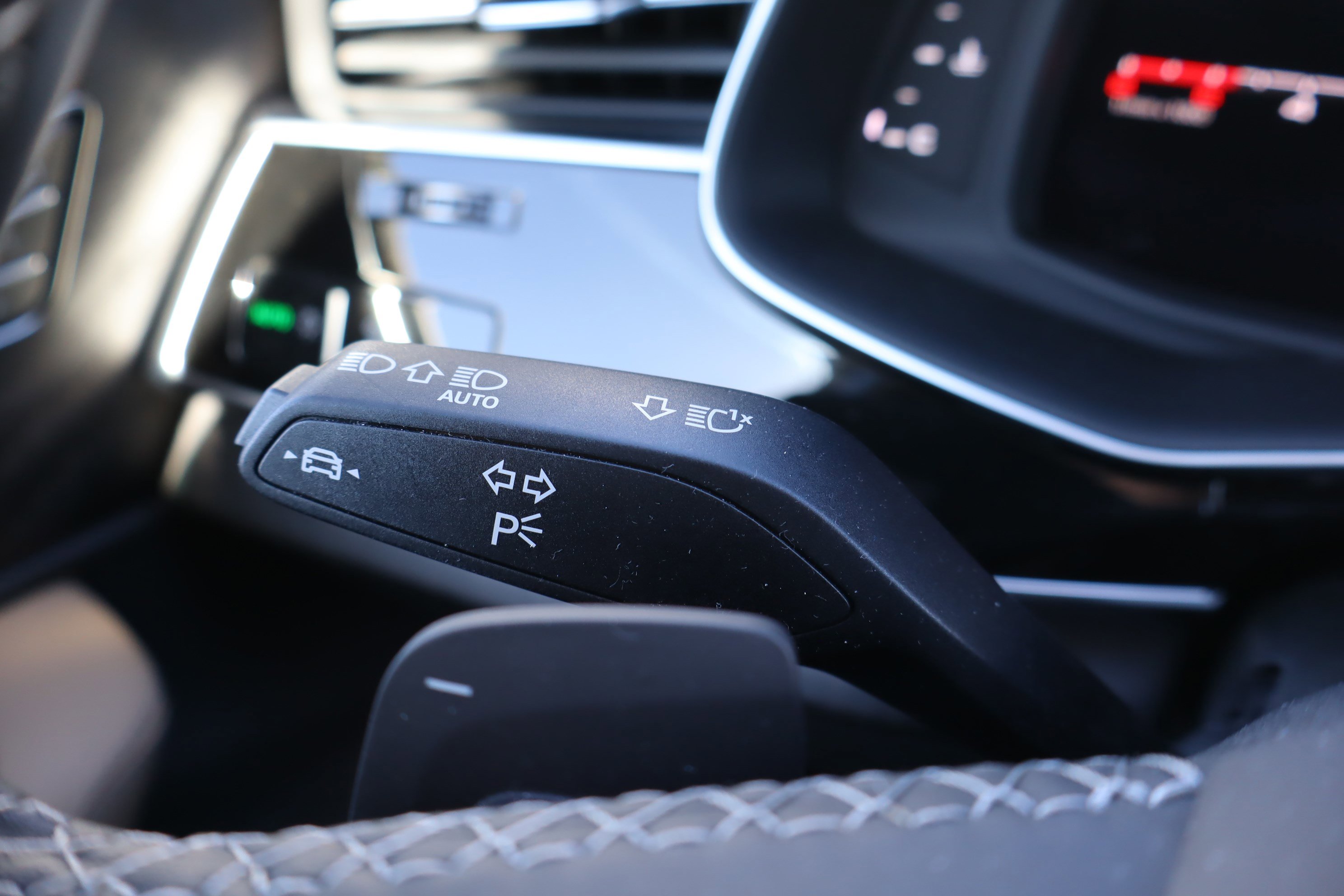 Used 2025 Audi Q7 3.0T Prestige w/ Prestige Package image 22