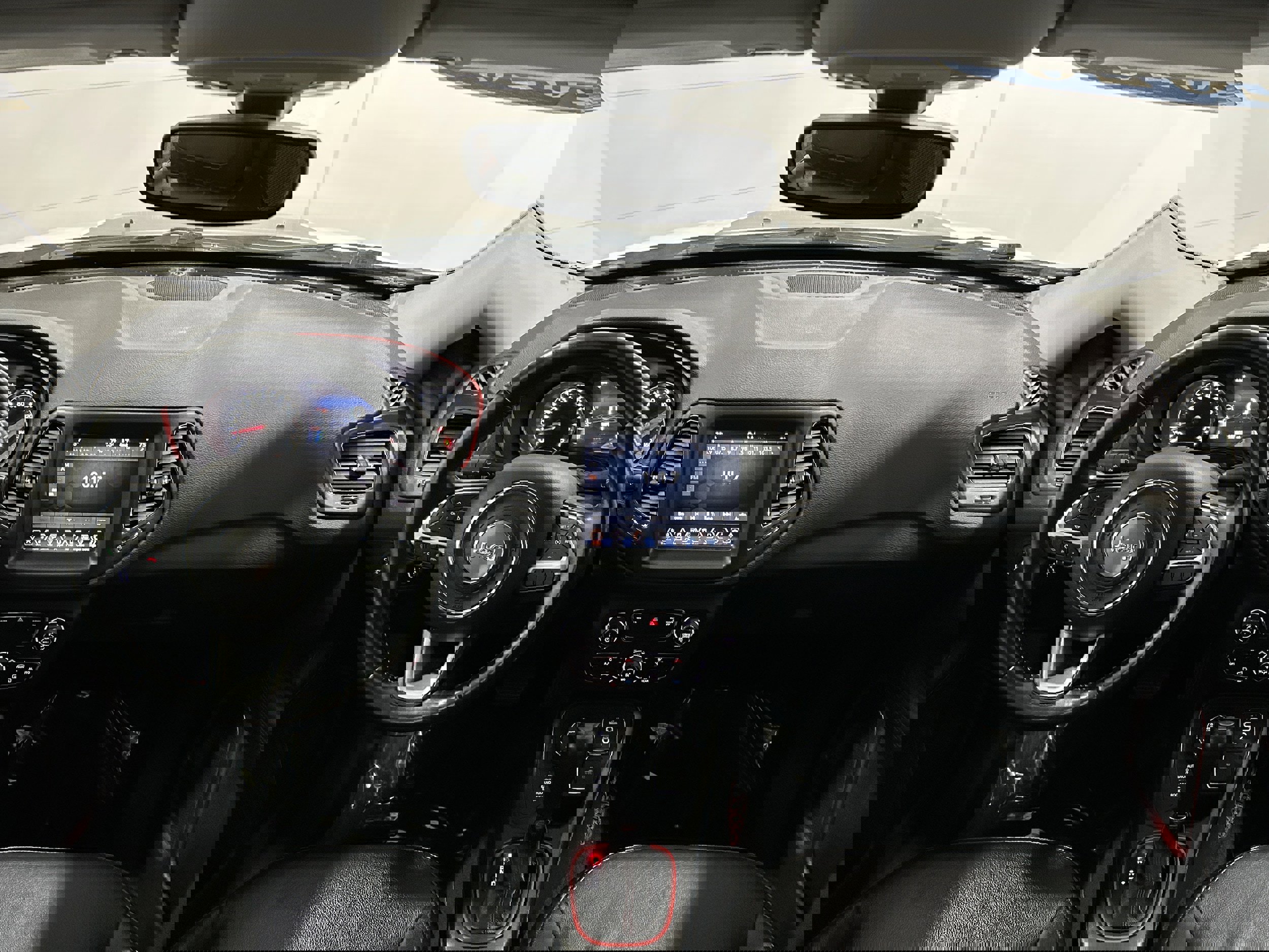 Used 2020 Jeep Compass Trailhawk image 15