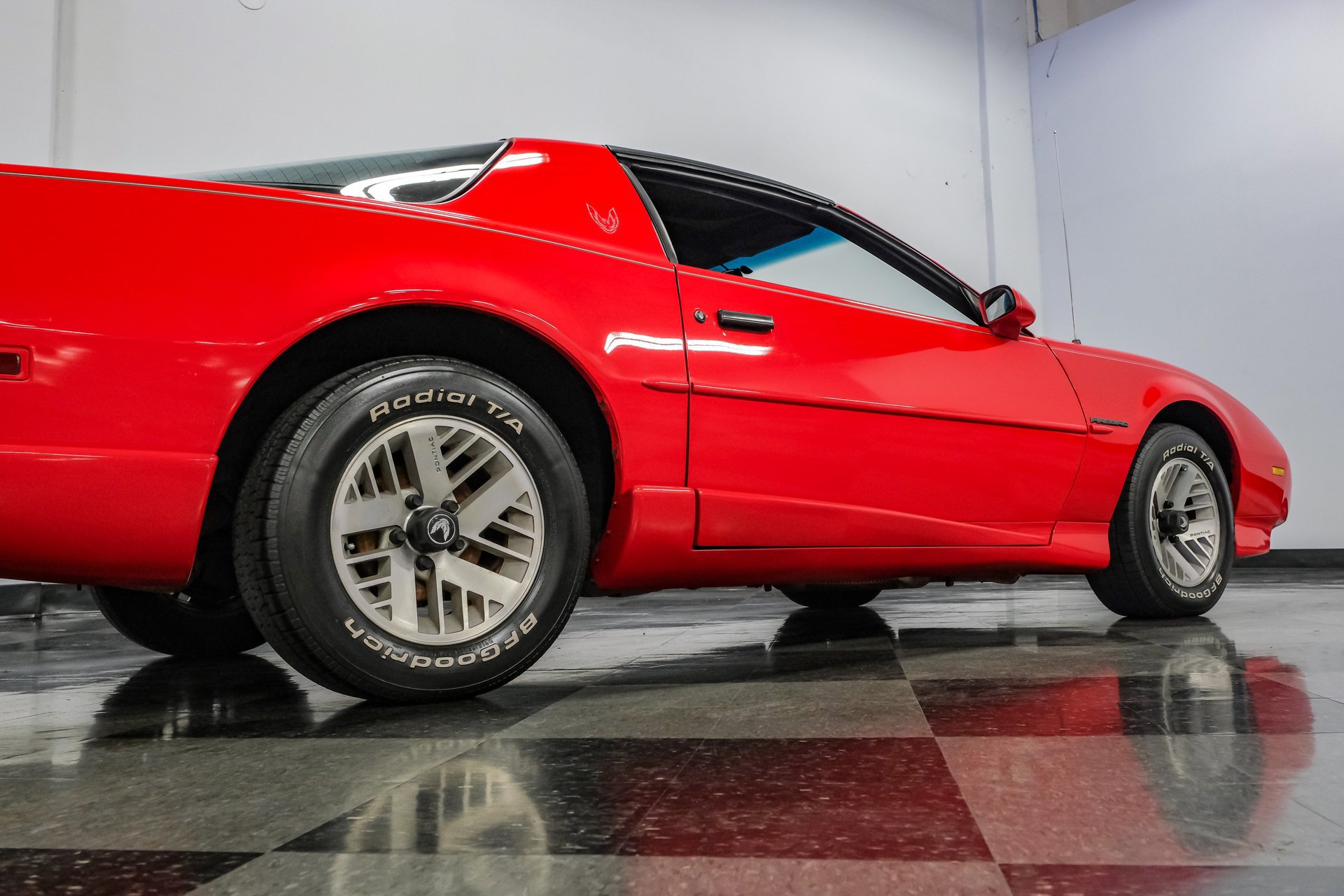 Used 1992 Pontiac Firebird Coupe RWD image 28