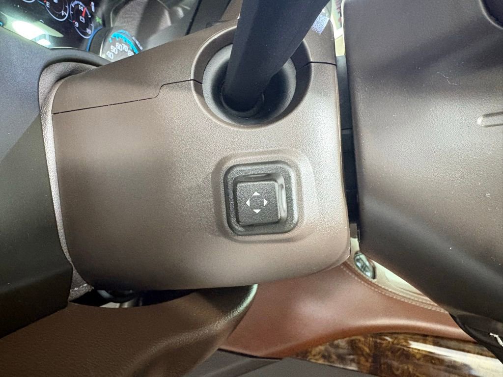 Used 2019 Chevrolet Tahoe Premier RWD image 23