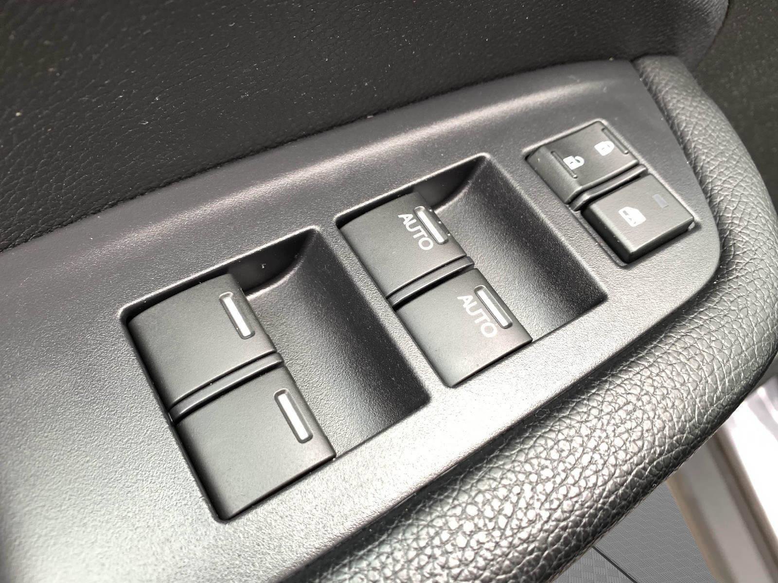 Used 2019 Honda Pilot EX-L image 10