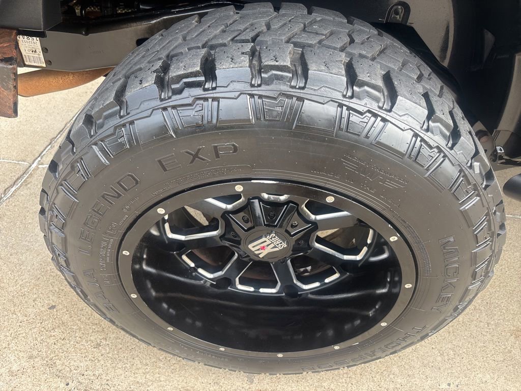 Used 2016 Jeep Wrangler Rubicon w/ Connectivity Group image 8