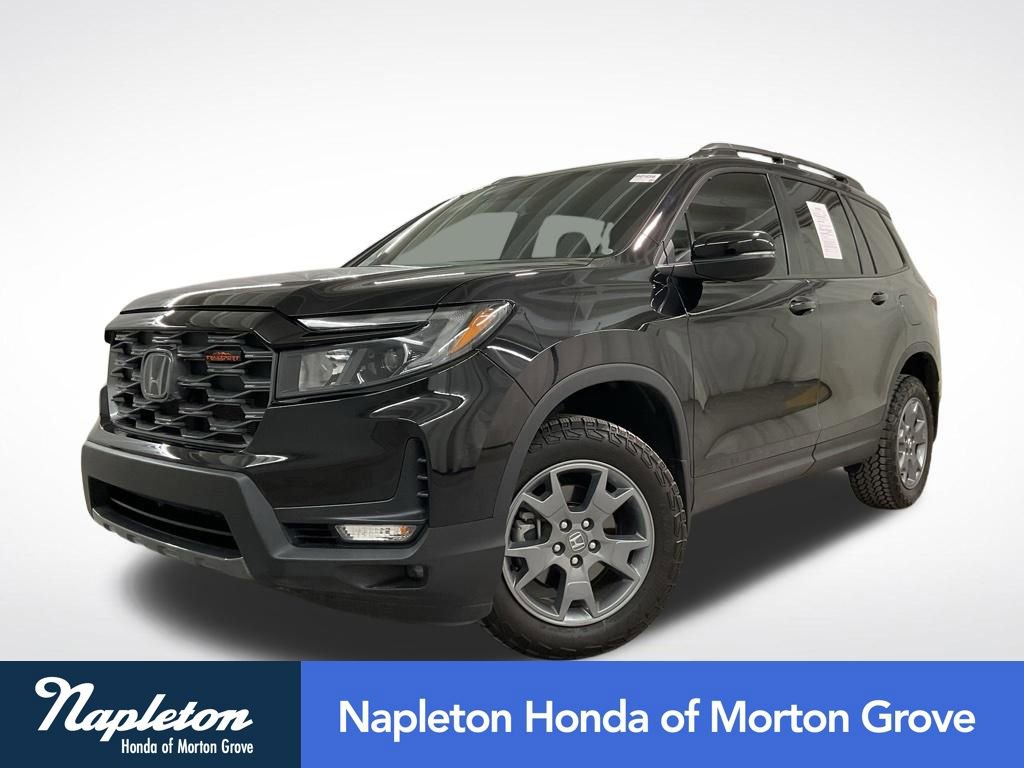 Used 2025 Honda Passport TrailSport image 1