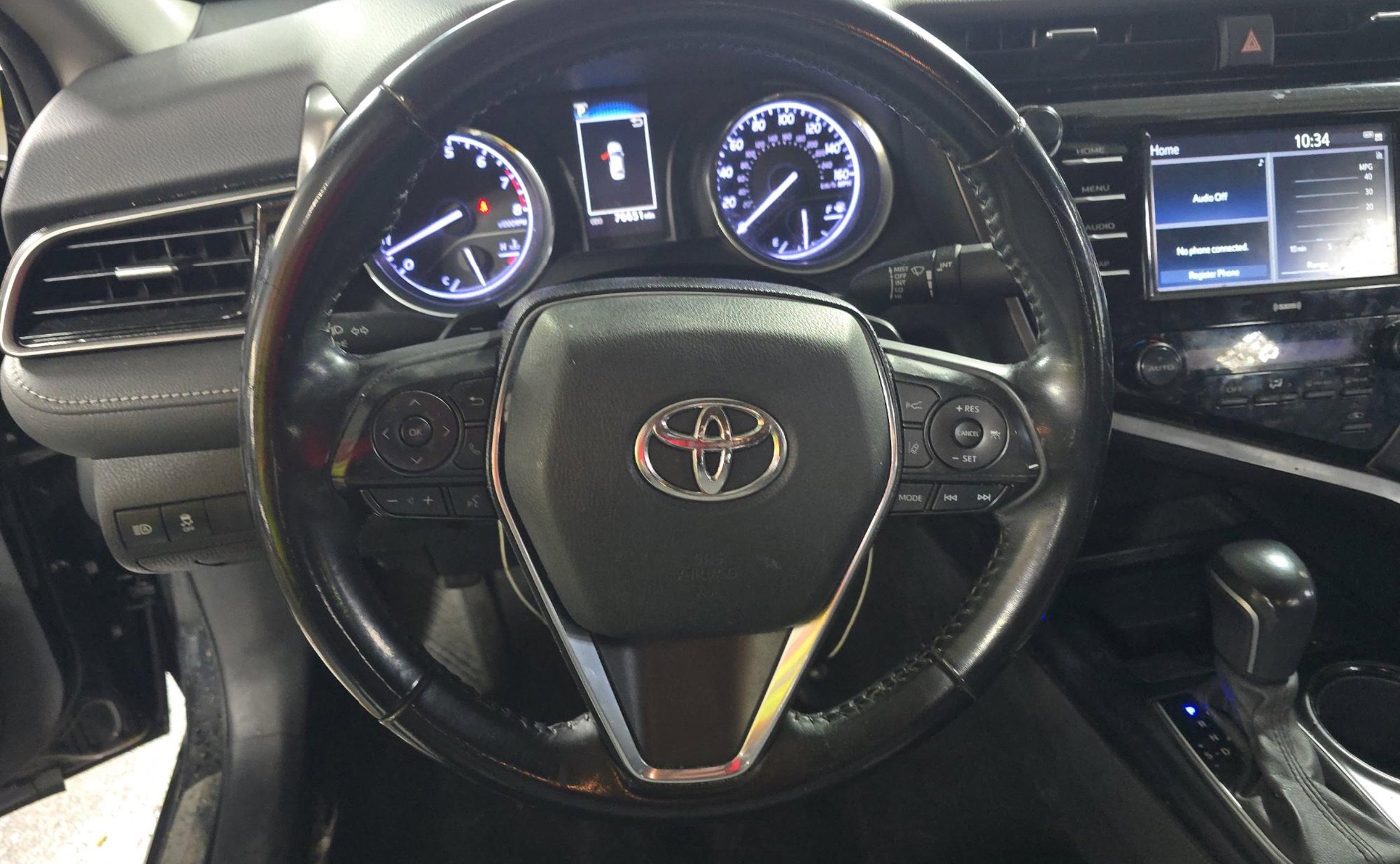 Used 2020 Toyota Camry SE image 6