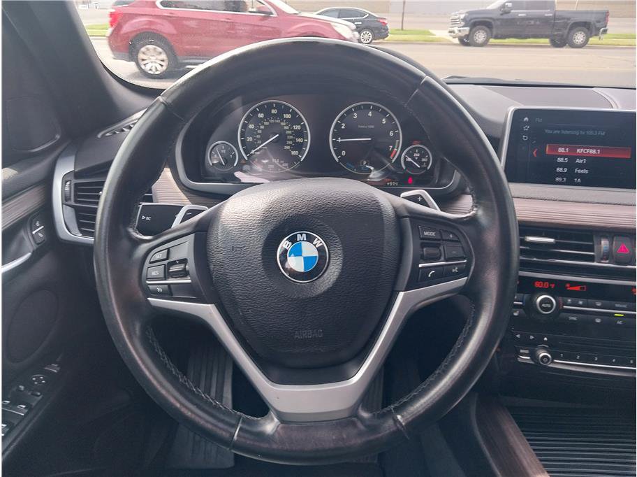 Used 2018 BMW X5 xDrive40e AWD/4WD image 16