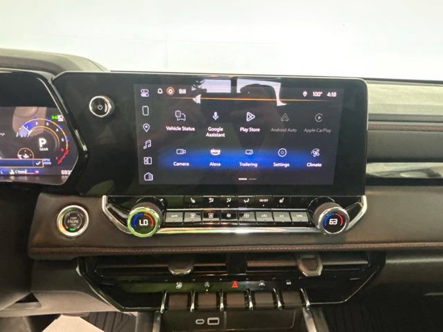 Used 2024 Chevrolet Colorado Z71 w/ LPO, Dark Essentials Package AWD/4WD image 5
