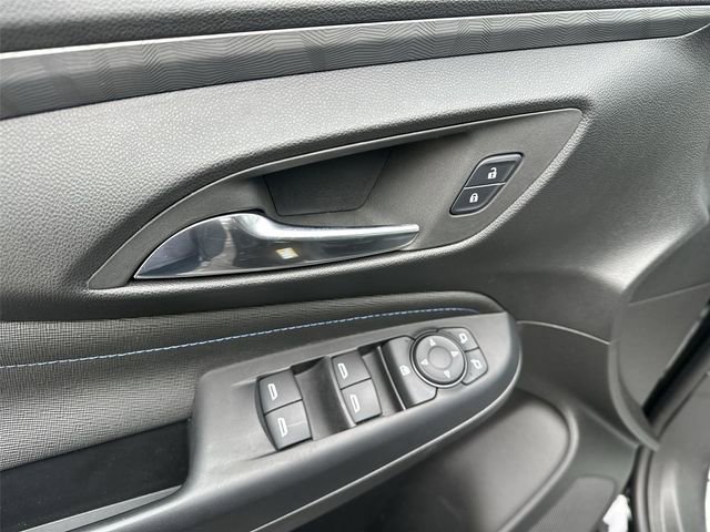 Certified 2025 Buick Envista Sport Touring image 22